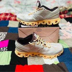 ON cloud Running sneakers